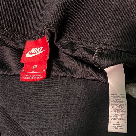 Nike leggings, size M, excellent condition - Picture 6 of 6